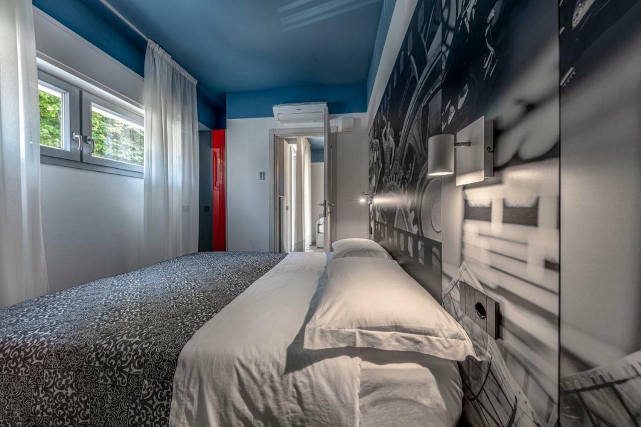 Residence Filmare Риччоне Екстер'єр фото