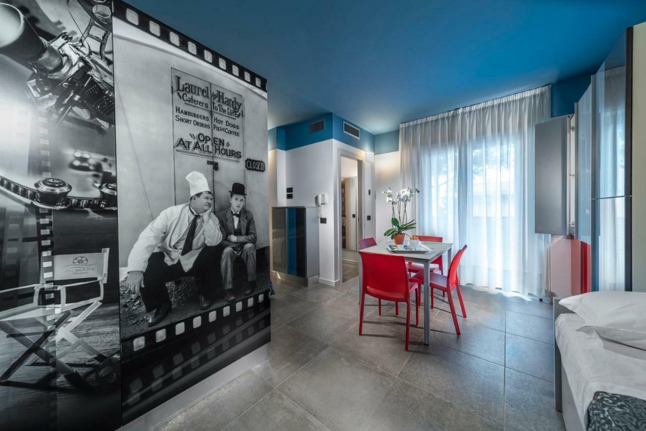 Residence Filmare Риччоне Екстер'єр фото