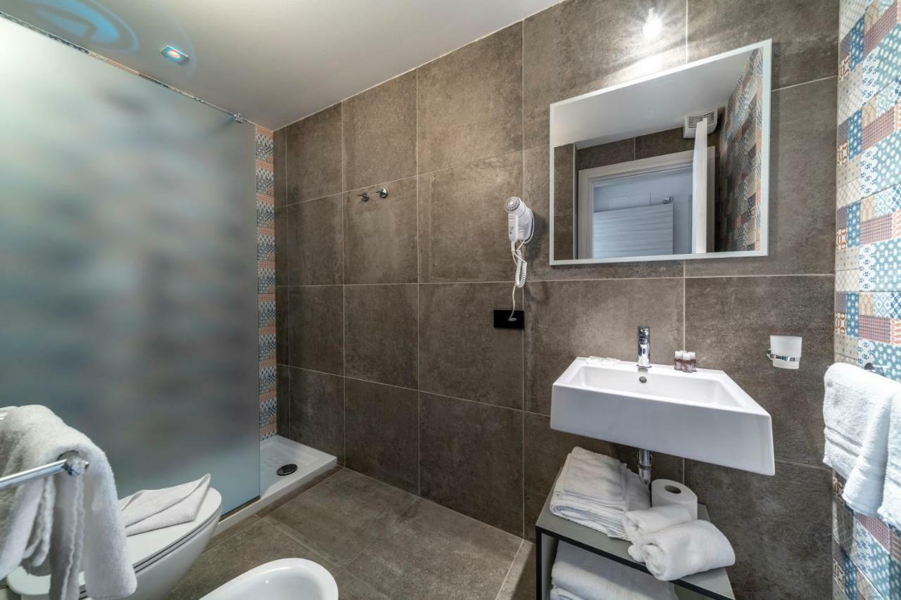 Residence Filmare Риччоне Екстер'єр фото